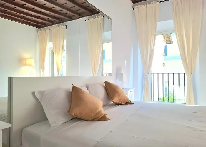 Royal Terrace At The Vittoriano - Centro Apartment *